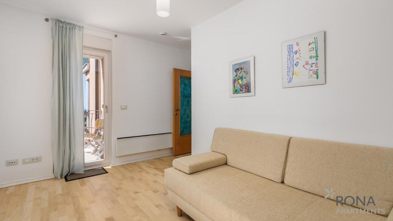 Rona Spacious Apartment With A Panoramic View Ičići المظهر الخارجي الصورة
