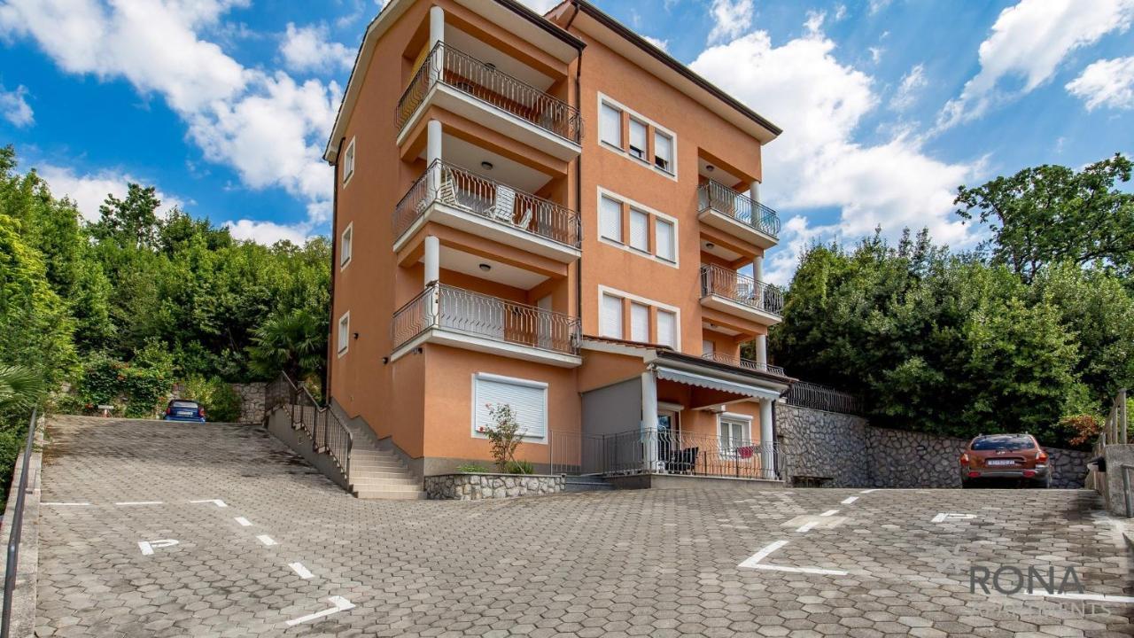 Rona Spacious Apartment With A Panoramic View Ičići المظهر الخارجي الصورة